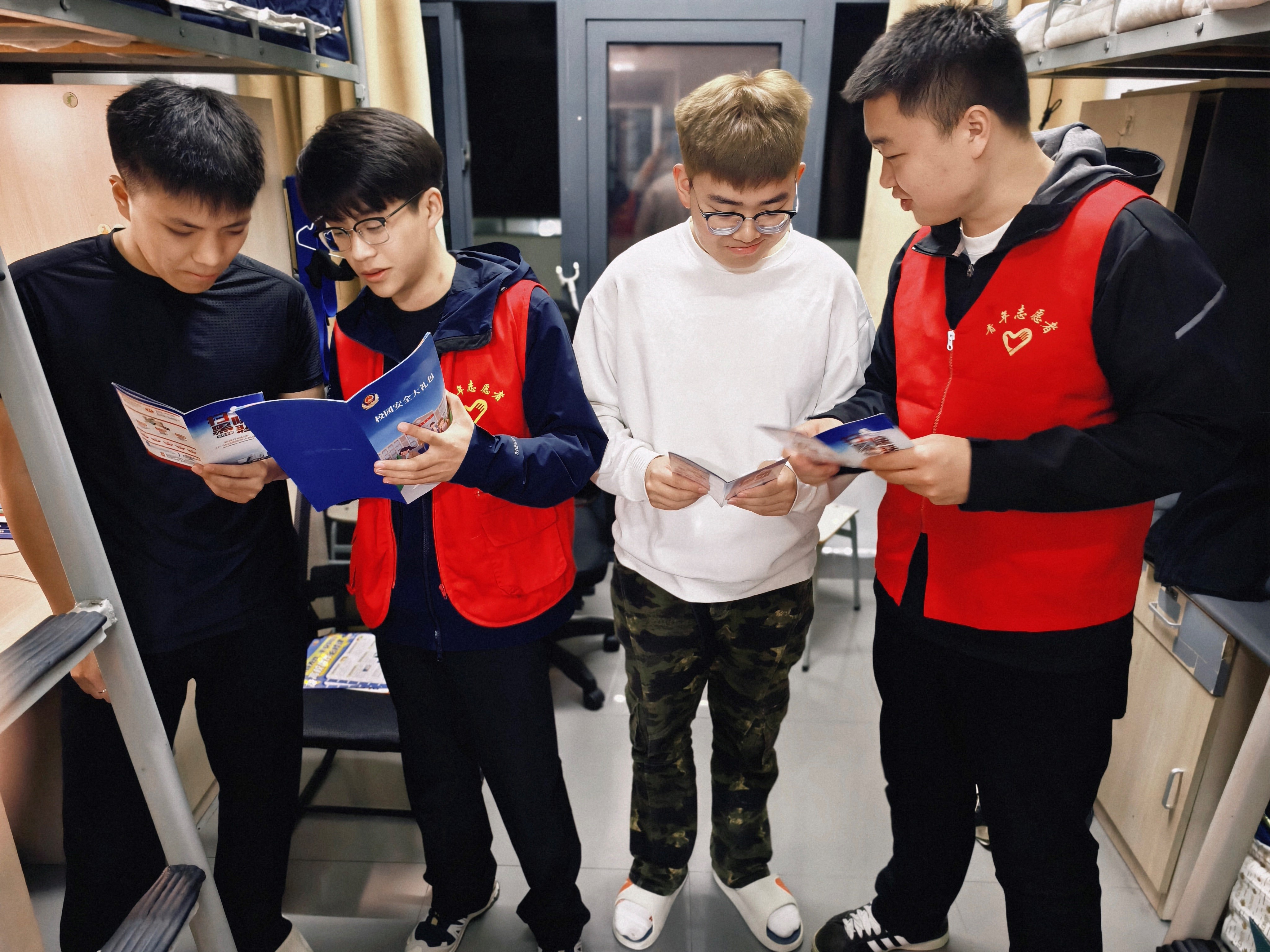 1776239691210186.jpg 222.jpg